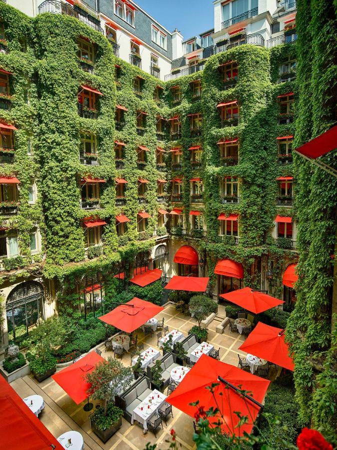 Hotel Plaza Athenee - Dorchester Collection Париж Экстерьер фото